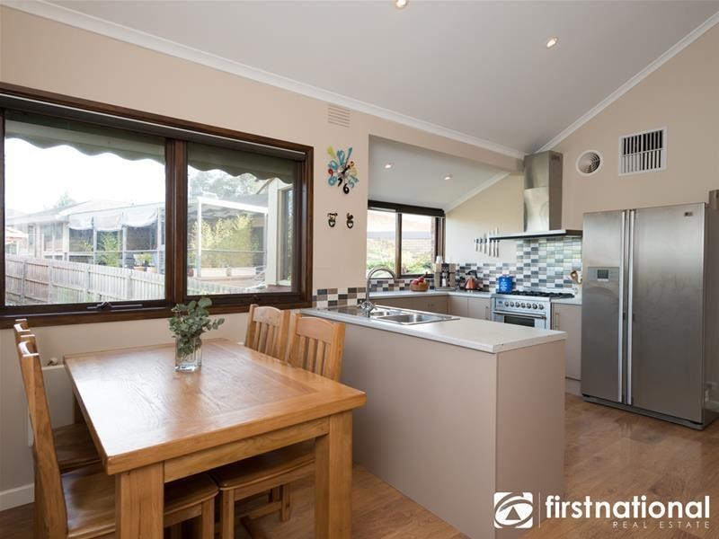 23 Outlook Drive, Berwick VIC 3806