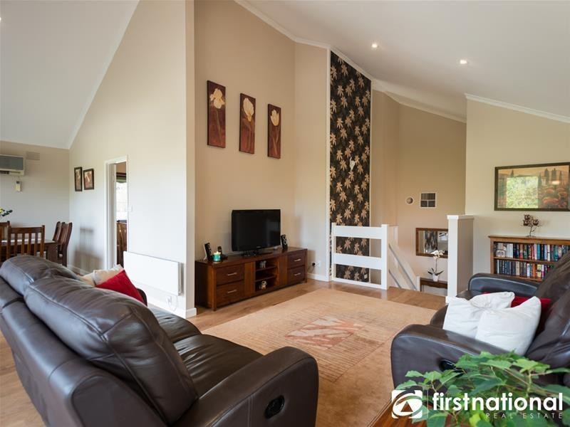 23 Outlook Drive, Berwick VIC 3806