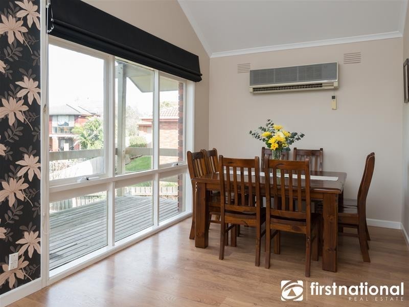 23 Outlook Drive, Berwick VIC 3806