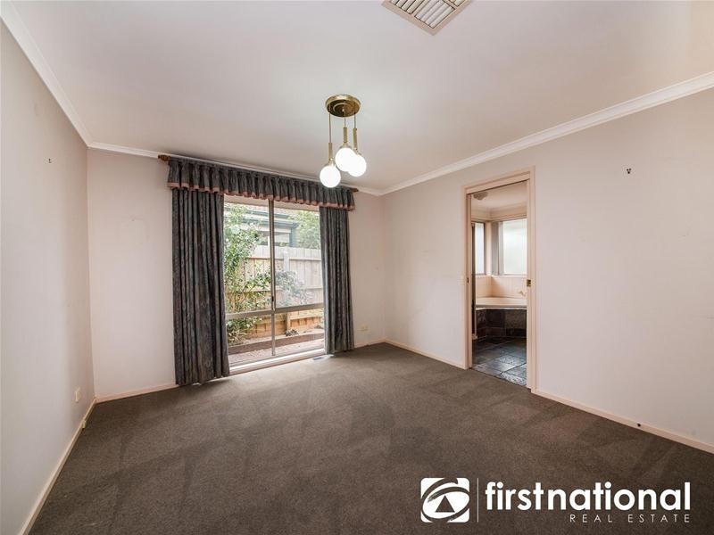 1/2 Redgum Place, Narre Warren VIC 3805