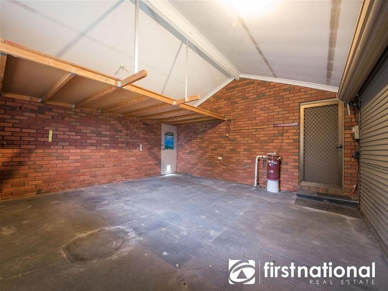 1/2 Redgum Place, Narre Warren VIC 3805