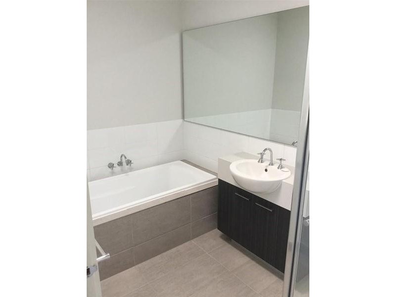 253 Pink Hill Boulevard, Officer VIC 3809