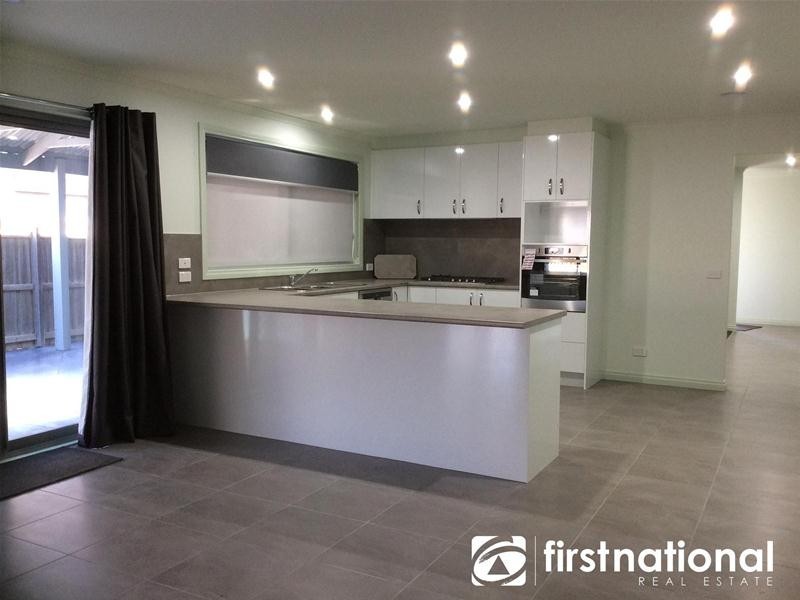 45 Belverdere Drive, Pakenham VIC 3810