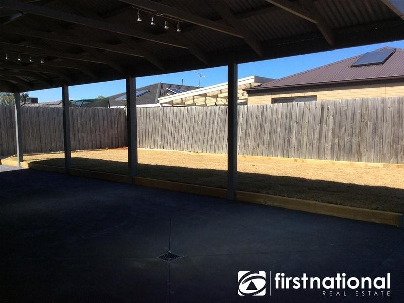 45 Belverdere Drive, Pakenham VIC 3810