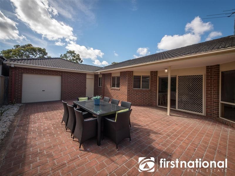 38 Stockmans Circuit, Pakenham VIC 3810