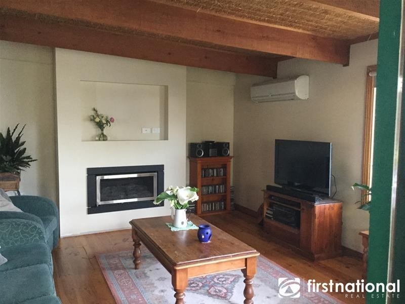 28 Bayview Road, Officer VIC 3809