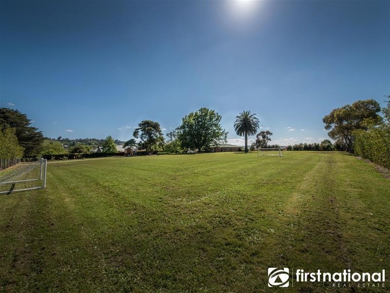 104-110 Buchanan Road, Berwick VIC 3806