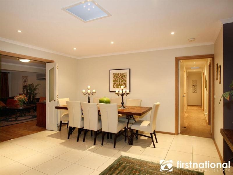 50 Edrington Park Drive, Berwick VIC 3806