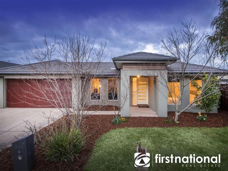 4 Melrose Street, Pakenham VIC 3810