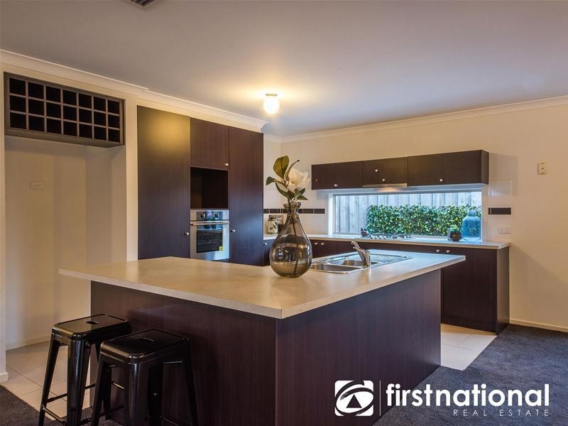 4 Melrose Street, Pakenham VIC 3810