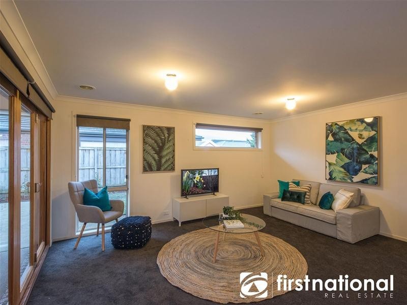 4 Melrose Street, Pakenham VIC 3810