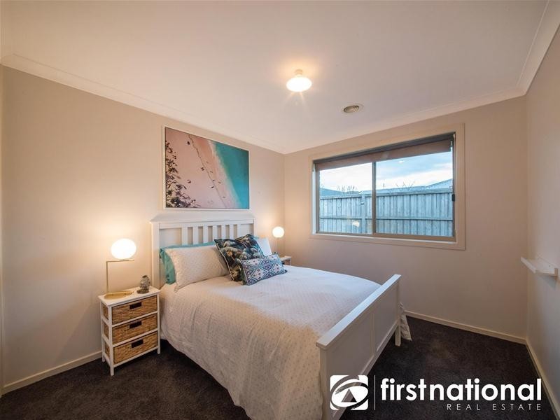 4 Melrose Street, Pakenham VIC 3810