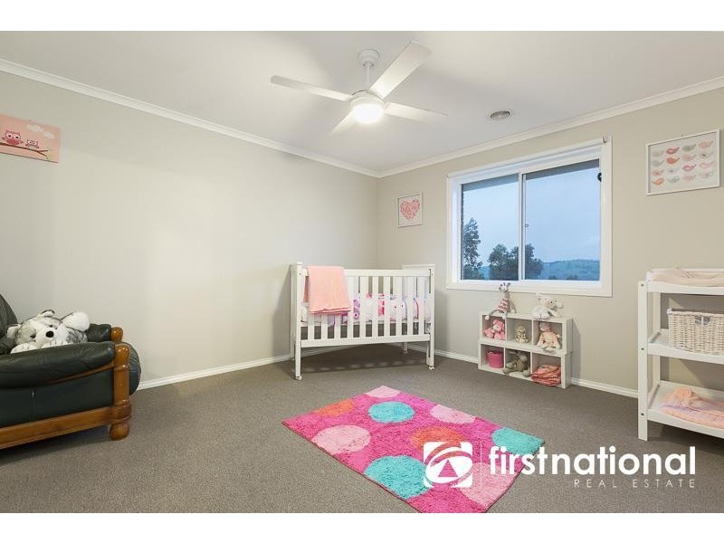 15 Eddie Barron Terrace, Pakenham VIC 3810