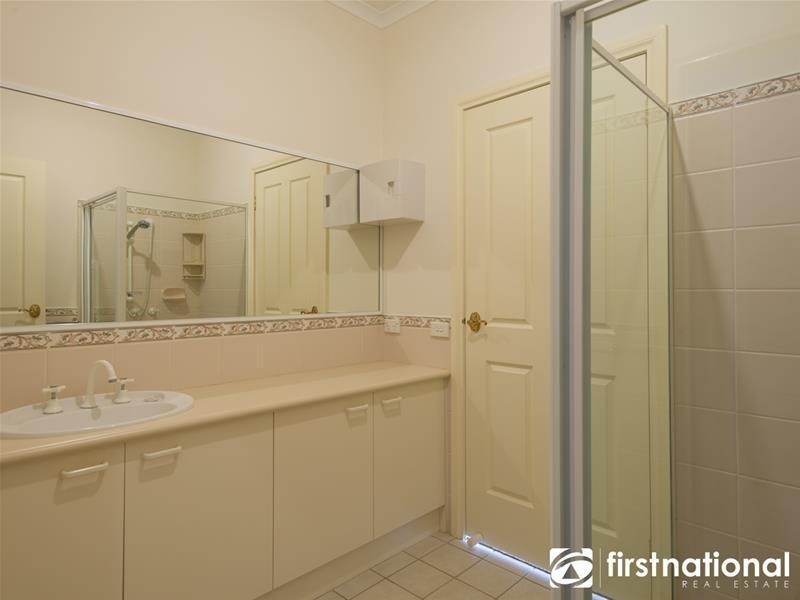 22/21-25 Parkhill Drive, Berwick VIC 3806