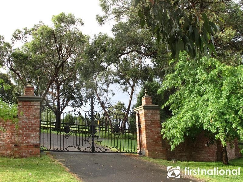 239 Altson Road, Belgrave South VIC 3160