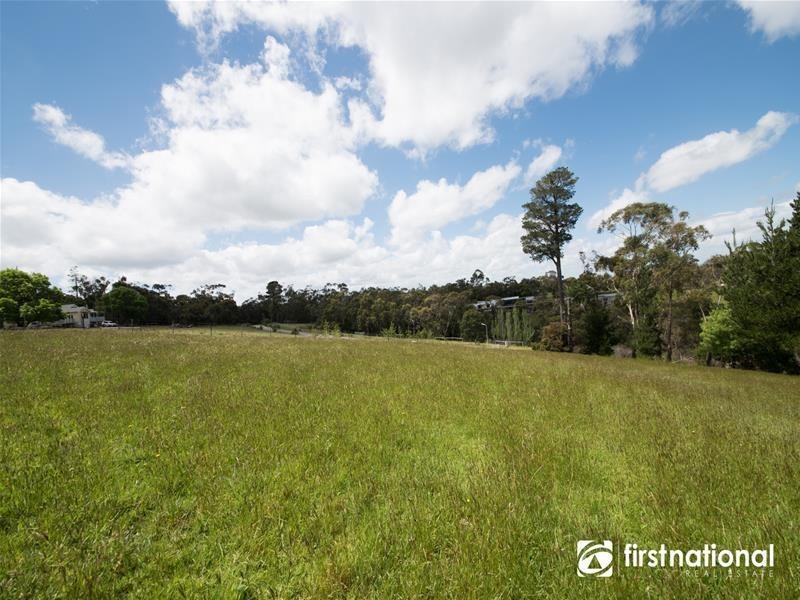 3 Roy Ross Court, Pakenham VIC 3810