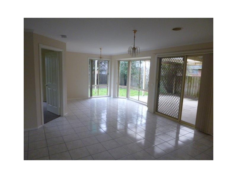 59 Bellevue Drive, Berwick VIC 3806