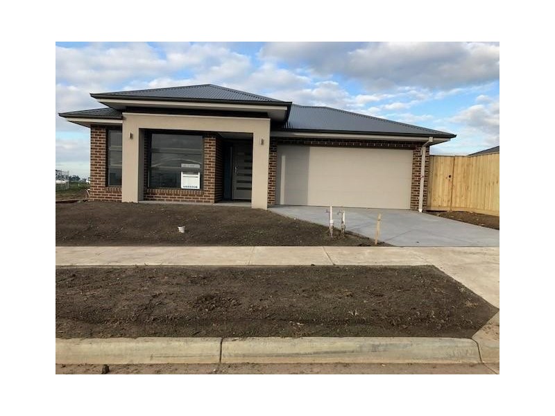 118 (Lot) Pump House Crescent, Clyde VIC 3978