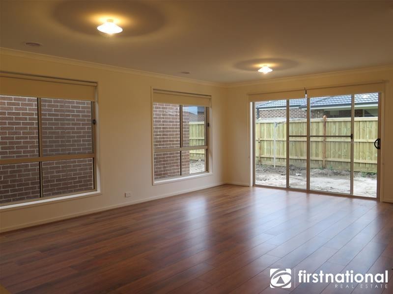 39 Heathcote Grove, Officer VIC 3809