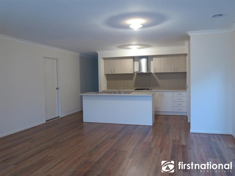 39 Heathcote Grove, Officer VIC 3809