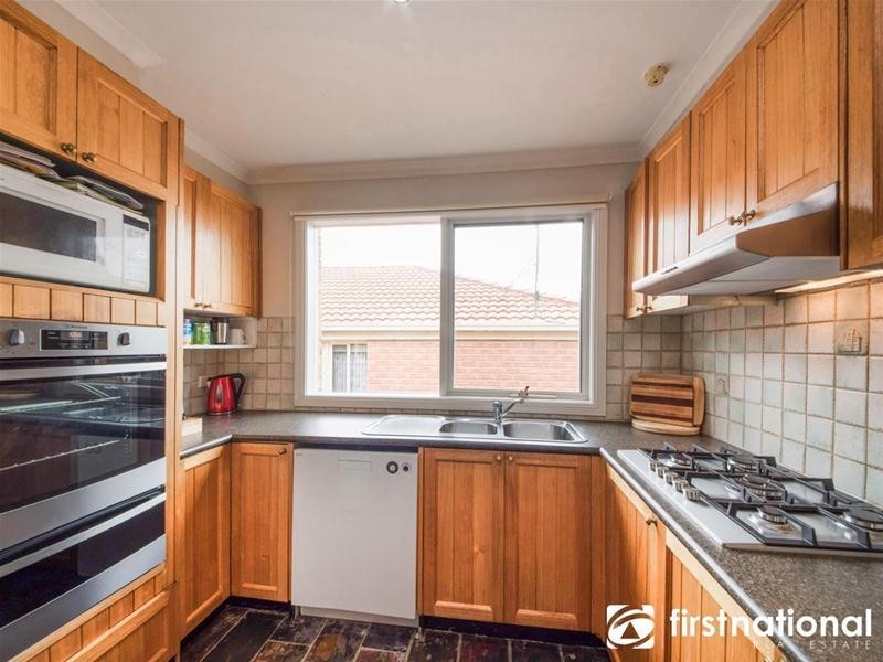 4 Dryden Court, Berwick VIC 3806