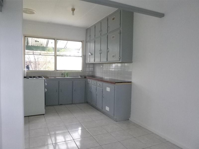 48 Hickory Crescent, Frankston North VIC 3200