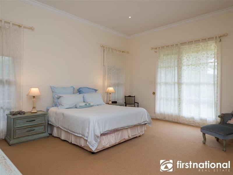 128 Tivendale Road, Officer VIC 3809