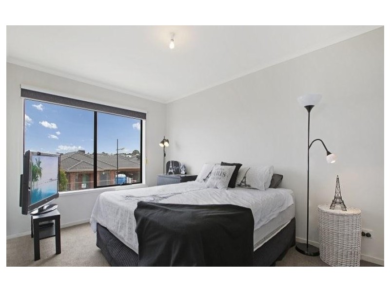 18 Officedale Road, Officer VIC 3809