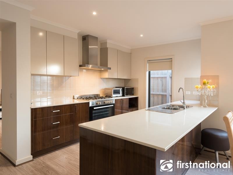 29 Cadillac Street, Cranbourne East VIC 3977