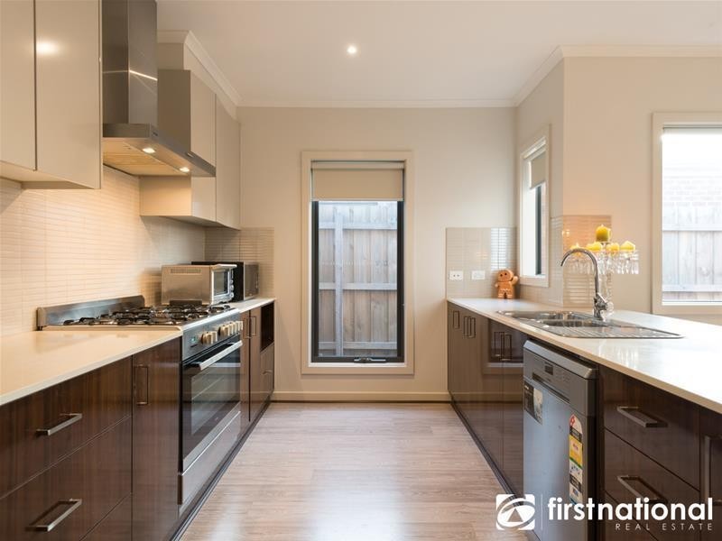 29 Cadillac Street, Cranbourne East VIC 3977