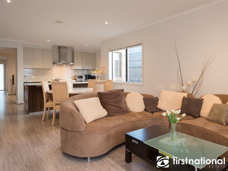 29 Cadillac Street, Cranbourne East VIC 3977