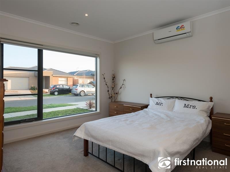 29 Cadillac Street, Cranbourne East VIC 3977