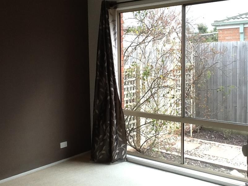 15 Lochard Terrace, Narre Warren South VIC 3805