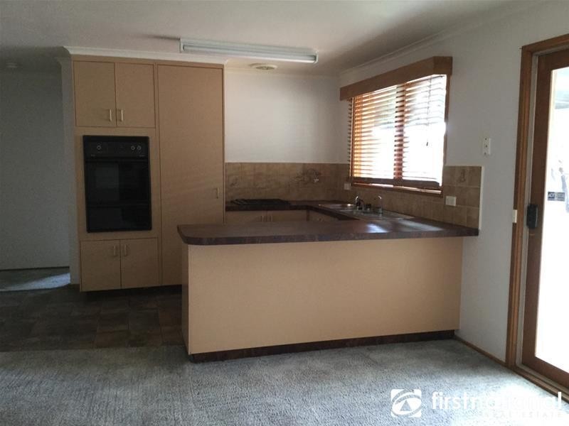 13 Cyprus Place, Pakenham VIC 3810