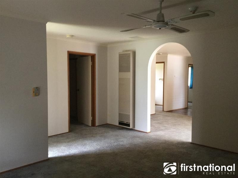 13 Cyprus Place, Pakenham VIC 3810