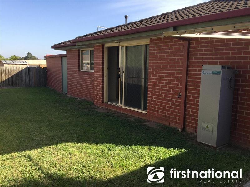 2/3 Archibald Avenue, Narre Warren VIC 3805