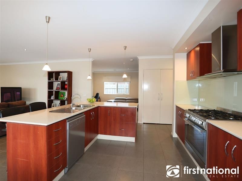 13 Red Gum Circuit, Pakenham VIC 3810