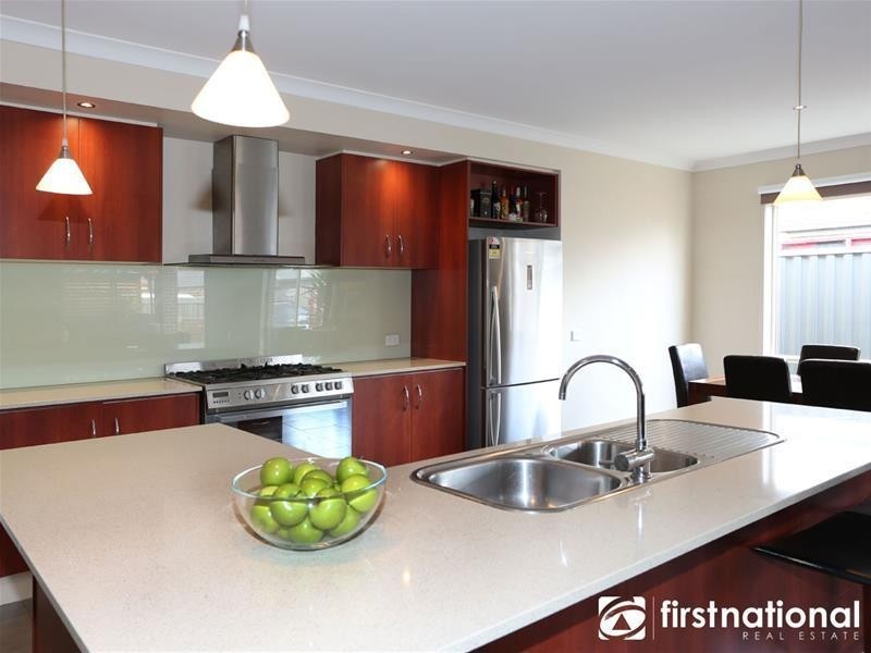 13 Red Gum Circuit, Pakenham VIC 3810