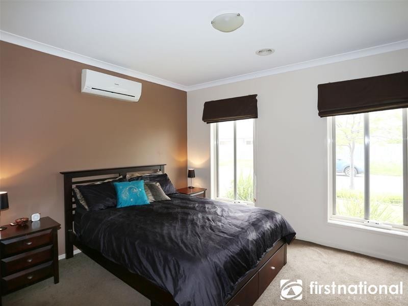 13 Red Gum Circuit, Pakenham VIC 3810