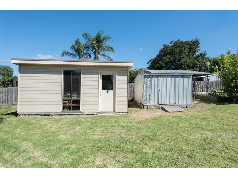 5 Owen Court, Pakenham VIC 3810