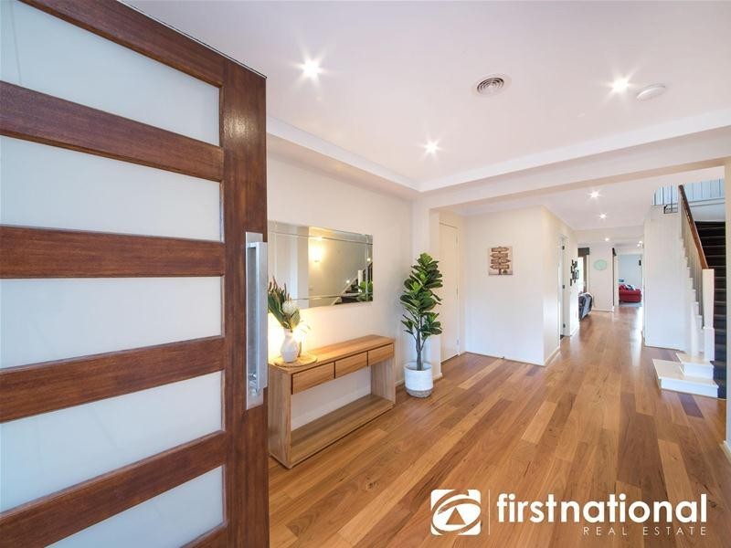 1 Milovan Crescent, Narre Warren North VIC 3804