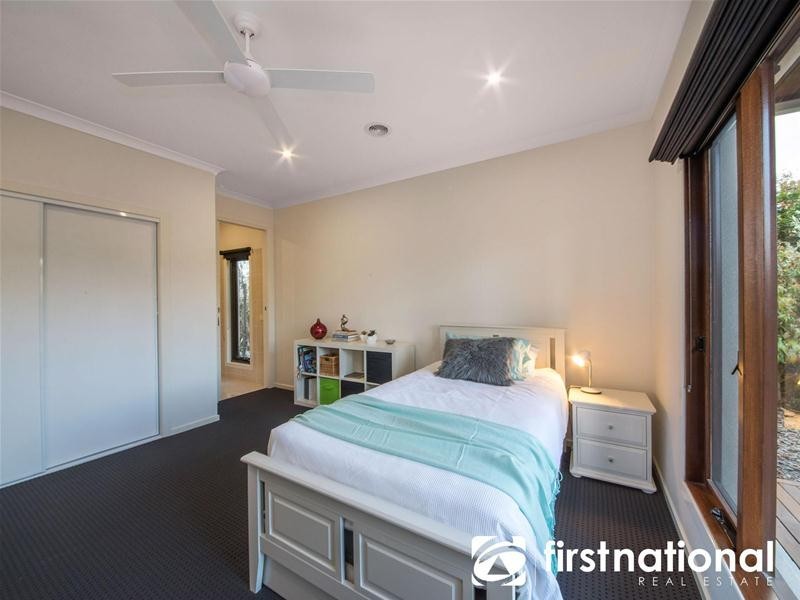 1 Milovan Crescent, Narre Warren North VIC 3804