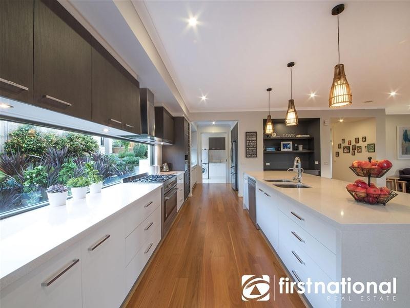 1 Milovan Crescent, Narre Warren North VIC 3804