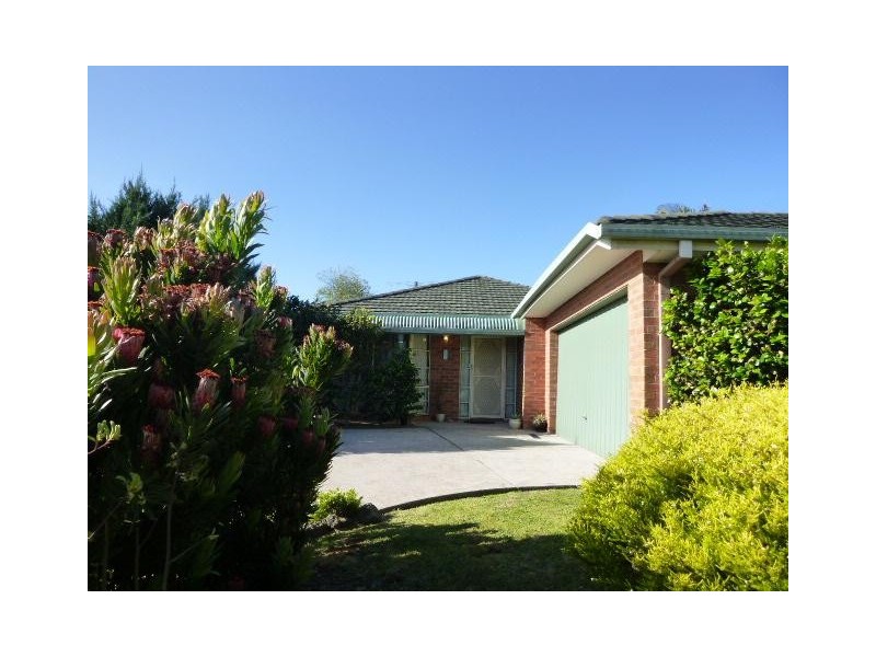 18 Browtop Road, Narre Warren VIC 3805