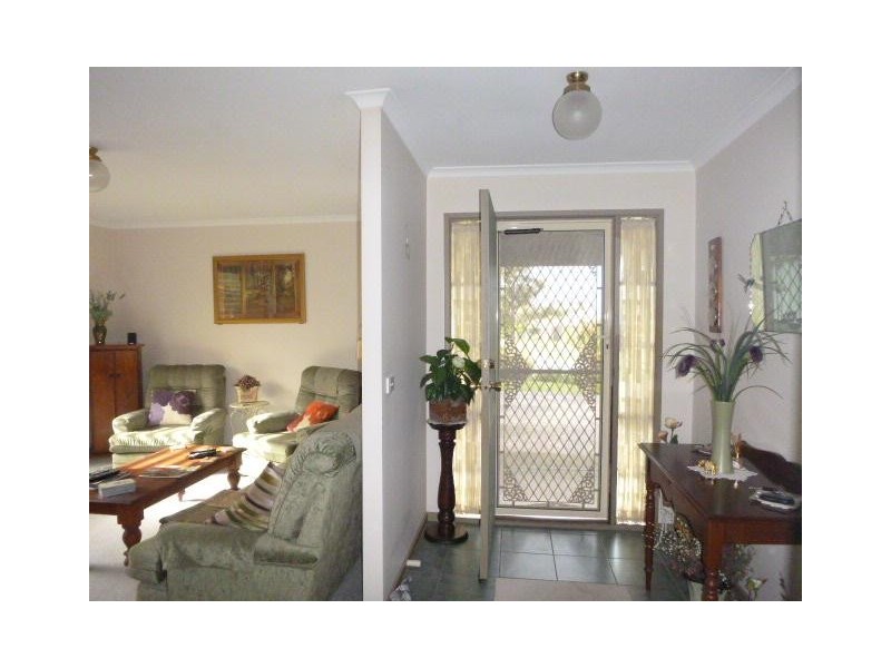 18 Browtop Road, Narre Warren VIC 3805