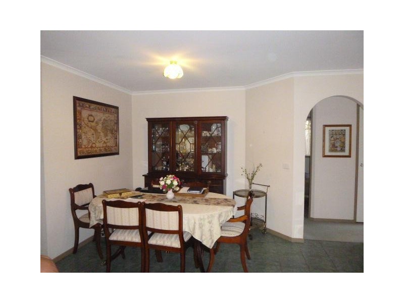 18 Browtop Road, Narre Warren VIC 3805