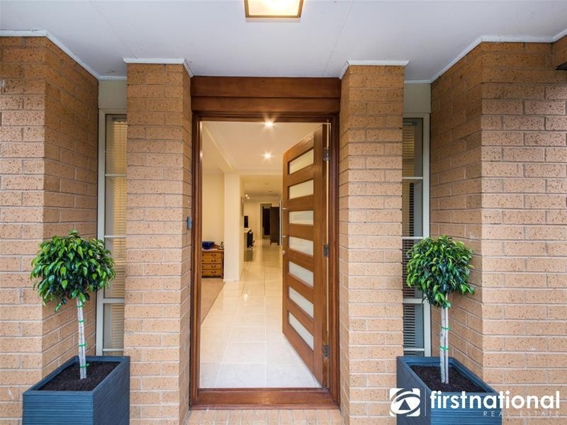 35 Sheldon Drive, Berwick VIC 3806