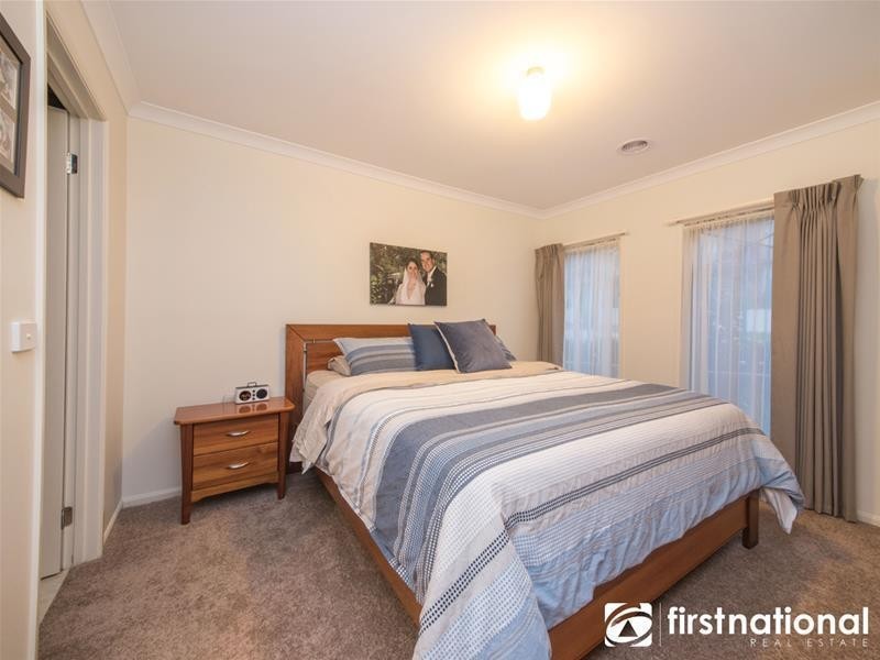 35 Sheldon Drive, Berwick VIC 3806