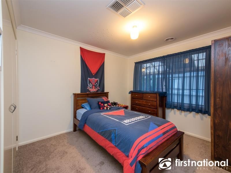 35 Sheldon Drive, Berwick VIC 3806