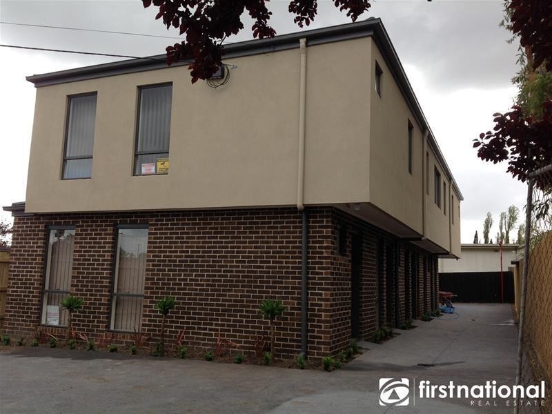 8/8 Nobelius Avenue, Narre Warren VIC 3805